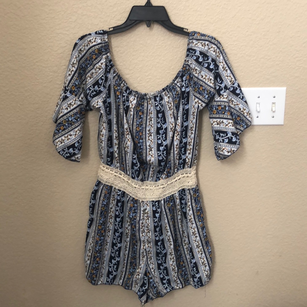 BLUE ROMPER SIZE LARGE